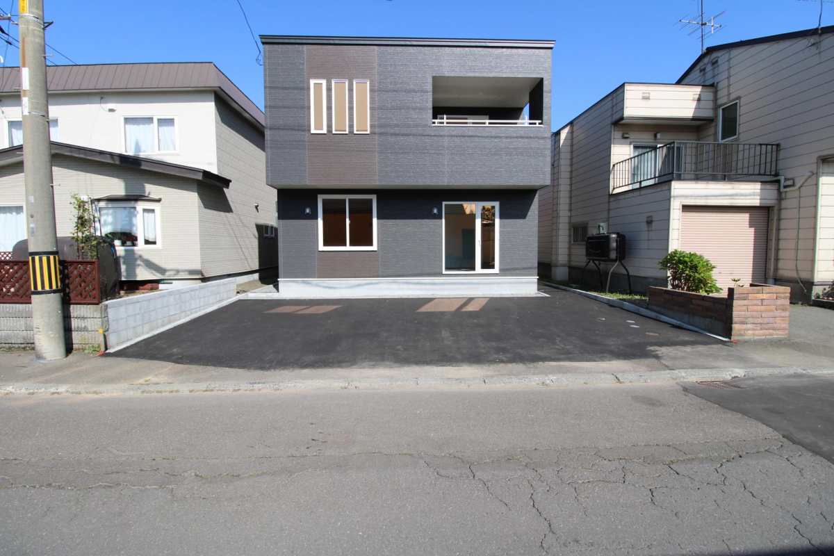 ブルーミングガーデン札幌市白石区川下５条４丁目１棟の外観②