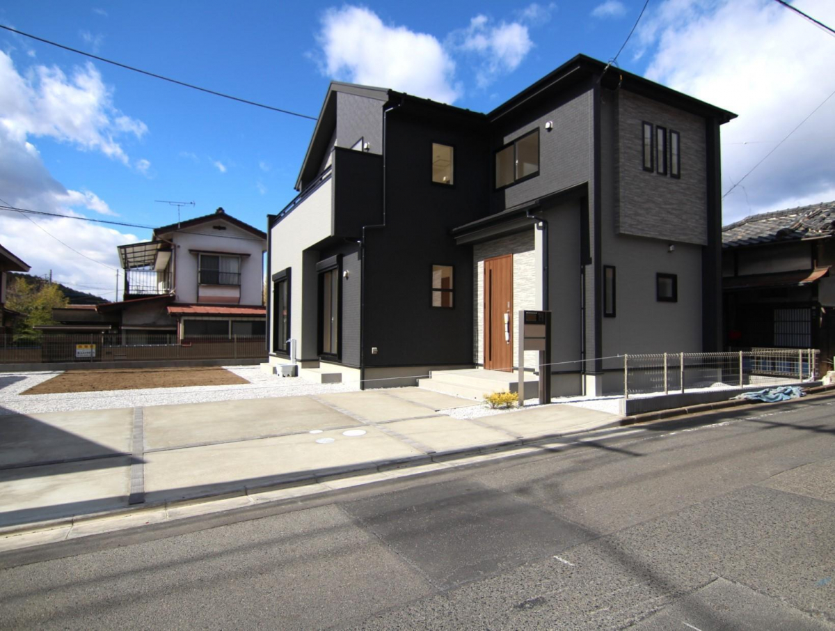 ブルーミングガーデン桐生市堤町１丁目２棟の外観②