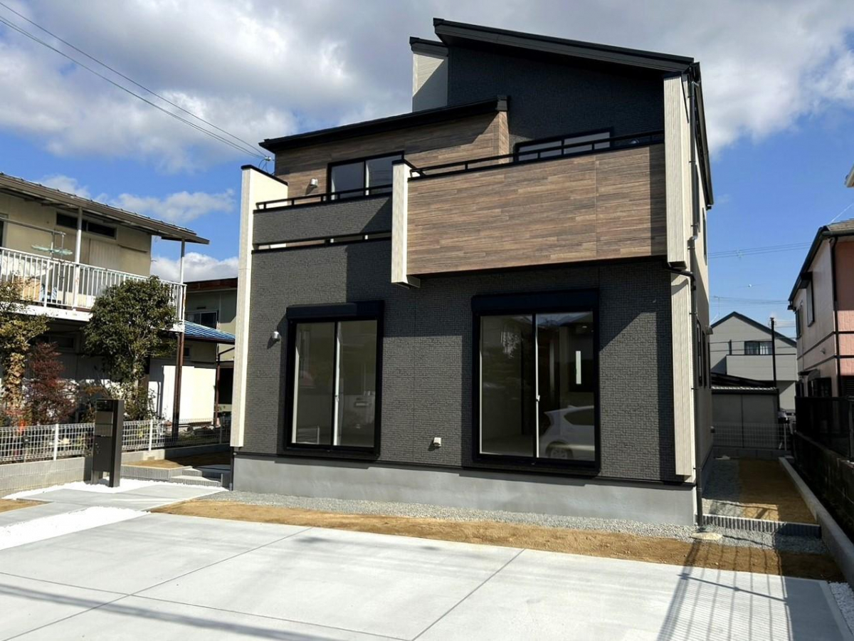 ブルーミングガーデン三木市緑が丘町中１丁目１棟の外観②