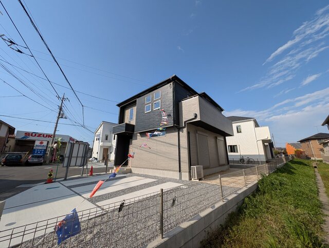 グラファーレ4156久喜市三箇３期９棟の外観②