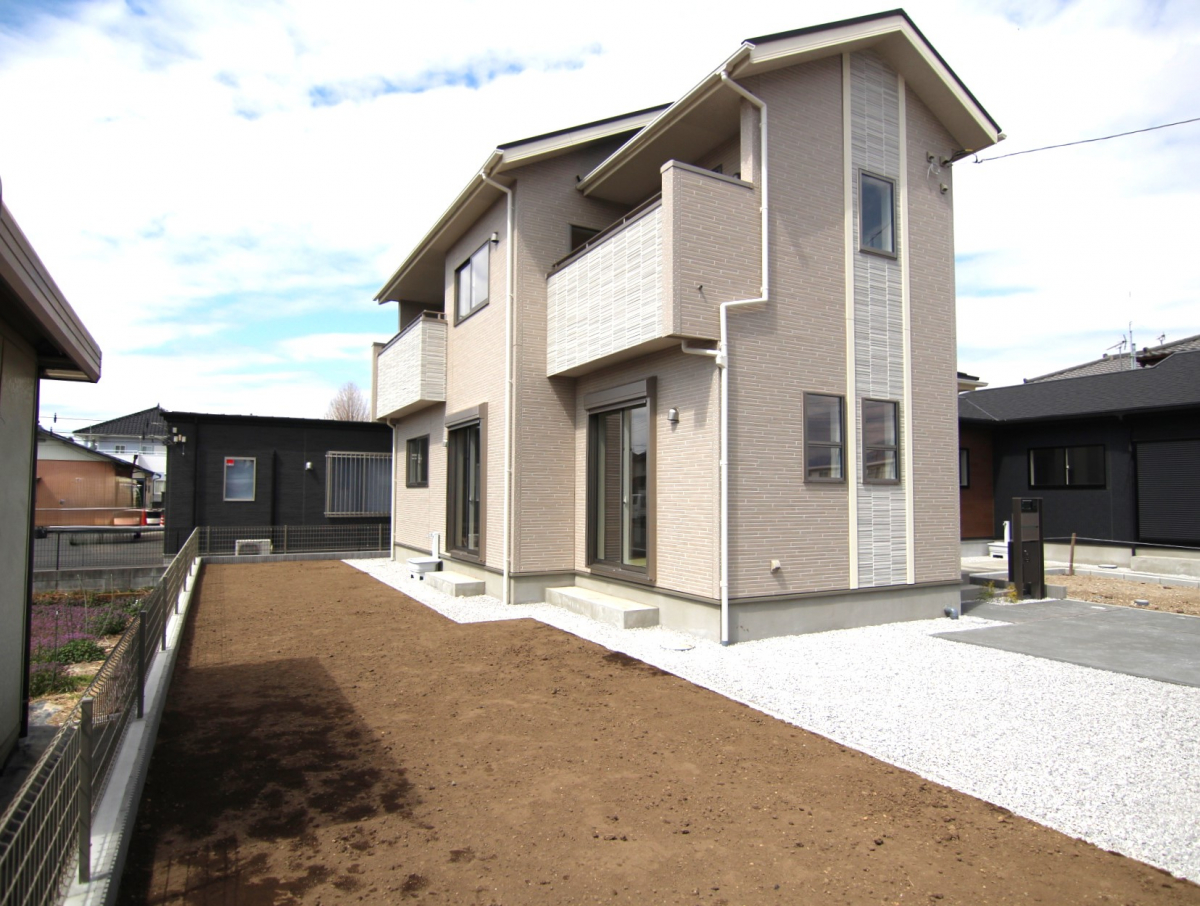 ブルーミングガーデン前橋市大友町２丁目３棟の外観②