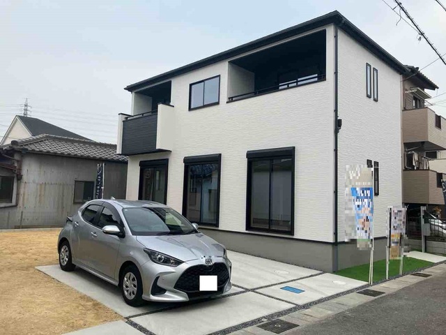 グラファーレあま市七宝町３５期２棟の外観②