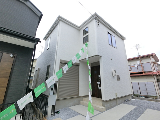 グラファーレ4258上尾市瓦葺１５期１棟の外観②