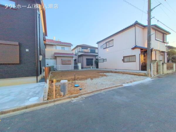 グラファーレ4258越谷市下間久里１３期１棟の外観②