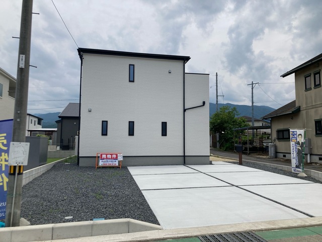 リーブルガーデン中津川市手賀野第4の外観②