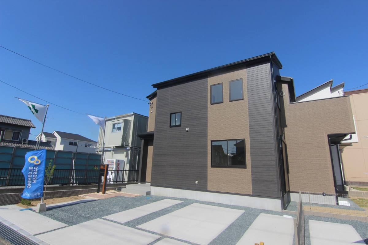 ブルーミングガーデン浜松市中央区芳川町２棟の外観②