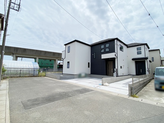 グラファーレ4248八潮市南川崎３期２棟の外観②