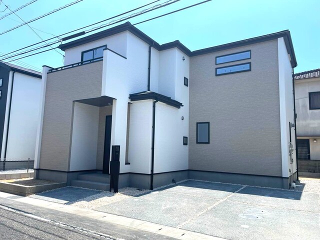 グラファーレ4260岡山市西辛川２期３棟の外観②