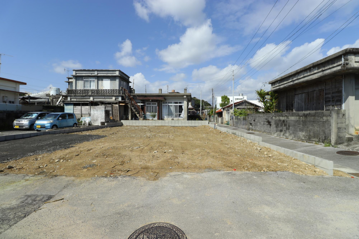 ブルーミングガーデンうるま市与那城屋慶名２期１棟の外観②