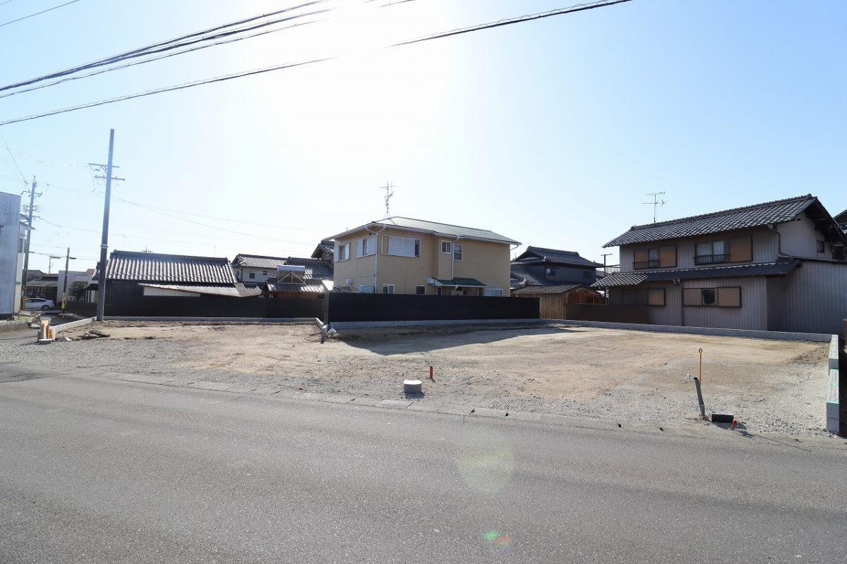 ブルーミングガーデン丹羽郡扶桑町大字斎藤２棟の外観②