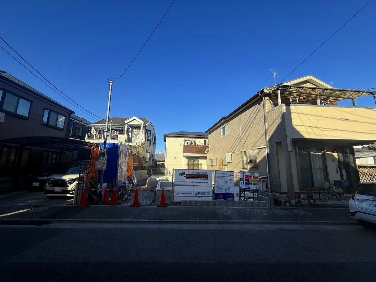ブルーミングガーデン足立区南花畑３丁目１棟の外観②