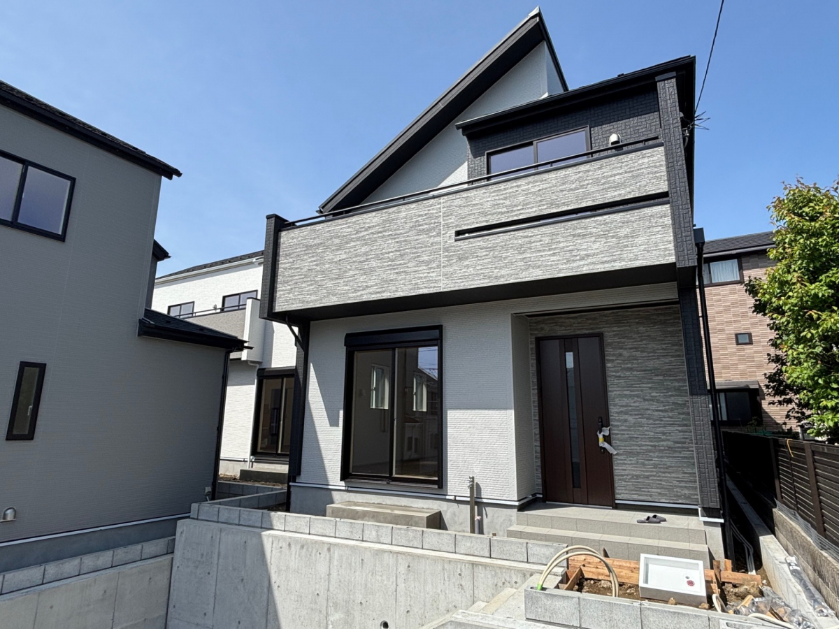 ブルーミングガーデン横浜市金沢区釜利谷西１丁目３棟の外観②