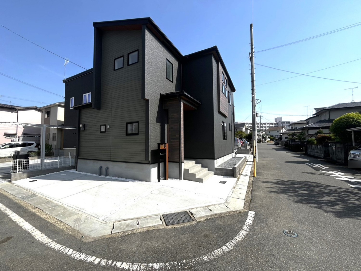 ブルーミングガーデン三木市志染町西自由が丘２丁目２期１棟の外観②
