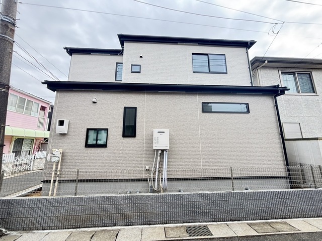 グラファーレ4275市川市曽谷１４期２棟の外観②