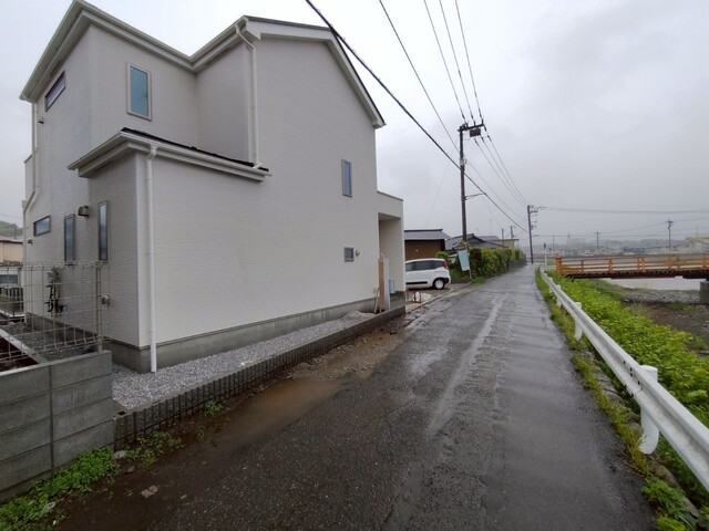 グラファーレ4297平塚市南金目１１期２棟の外観②