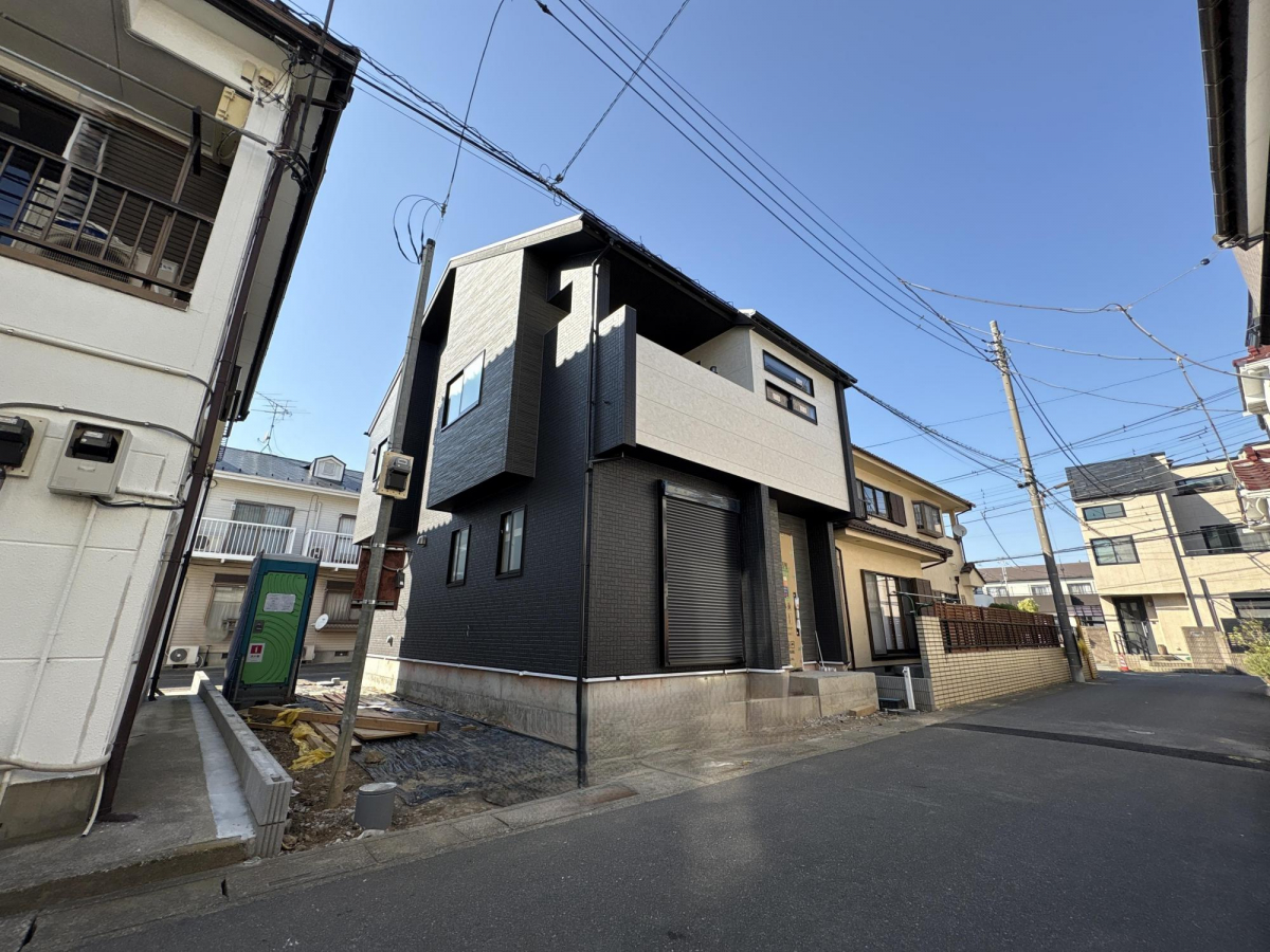 ブルーミングガーデン草加市谷塚仲町の外観②