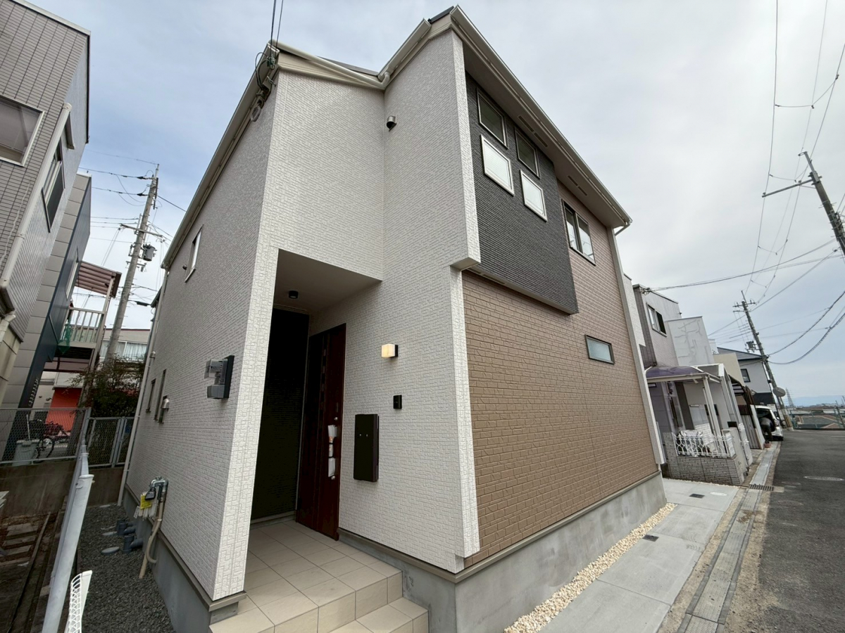 ブルーミングガーデン寝屋川市太秦緑が丘１棟の外観②