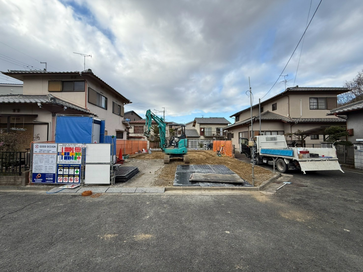 ブルーミングガーデン生駒市あすか野南３丁目１棟の外観②