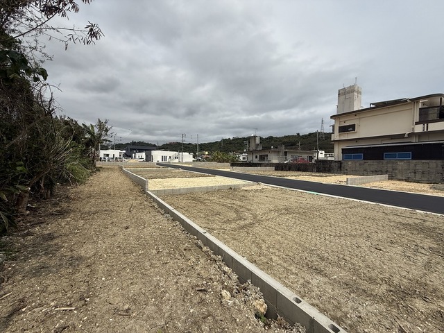 ハートフルタウン(那覇)うるま市川田の外観②