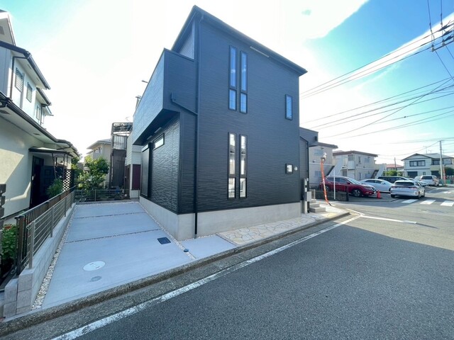 グラファーレ4285横浜市北新４期１棟の外観②
