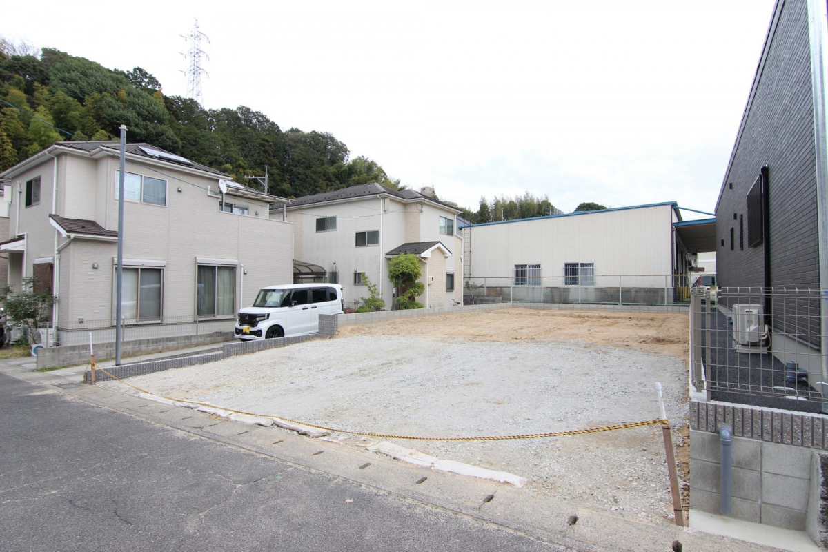 ブルーミングガーデン広島市安佐北区落合１丁目１棟の外観②