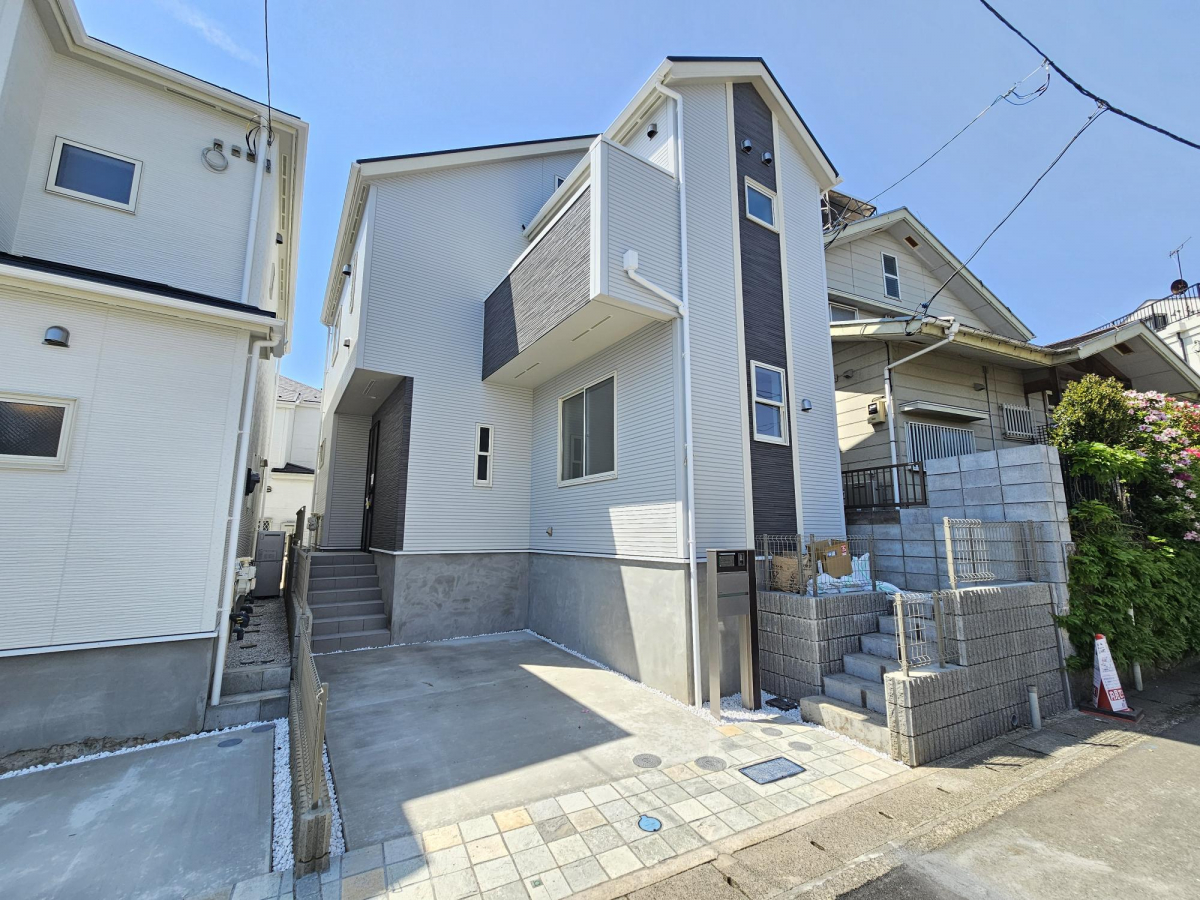 ブルーミングガーデン横浜市旭区南希望が丘２期２棟の外観②