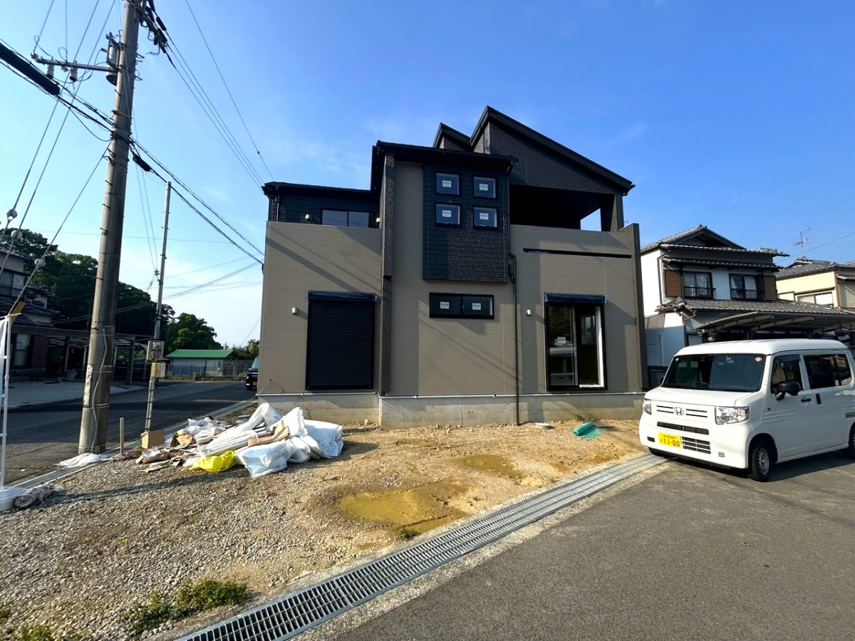 ブルーミングガーデン泉南市信達牧野１棟の外観②
