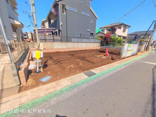 リーブルガーデン新八柱駅の外観②