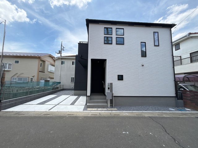 グラファーレ4258越谷市花田７期１棟の外観②