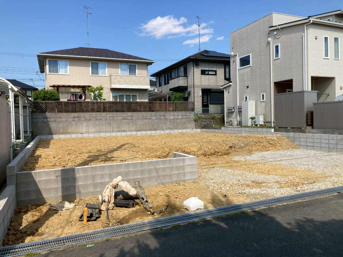 ブルーミングガーデン三木市緑が丘町中２丁目１棟の外観②