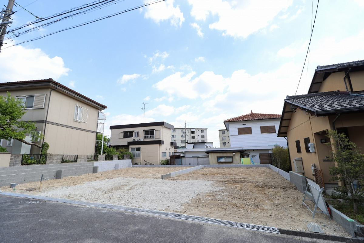 ブルーミングガーデン瀬戸市八幡台３丁目２棟の外観②