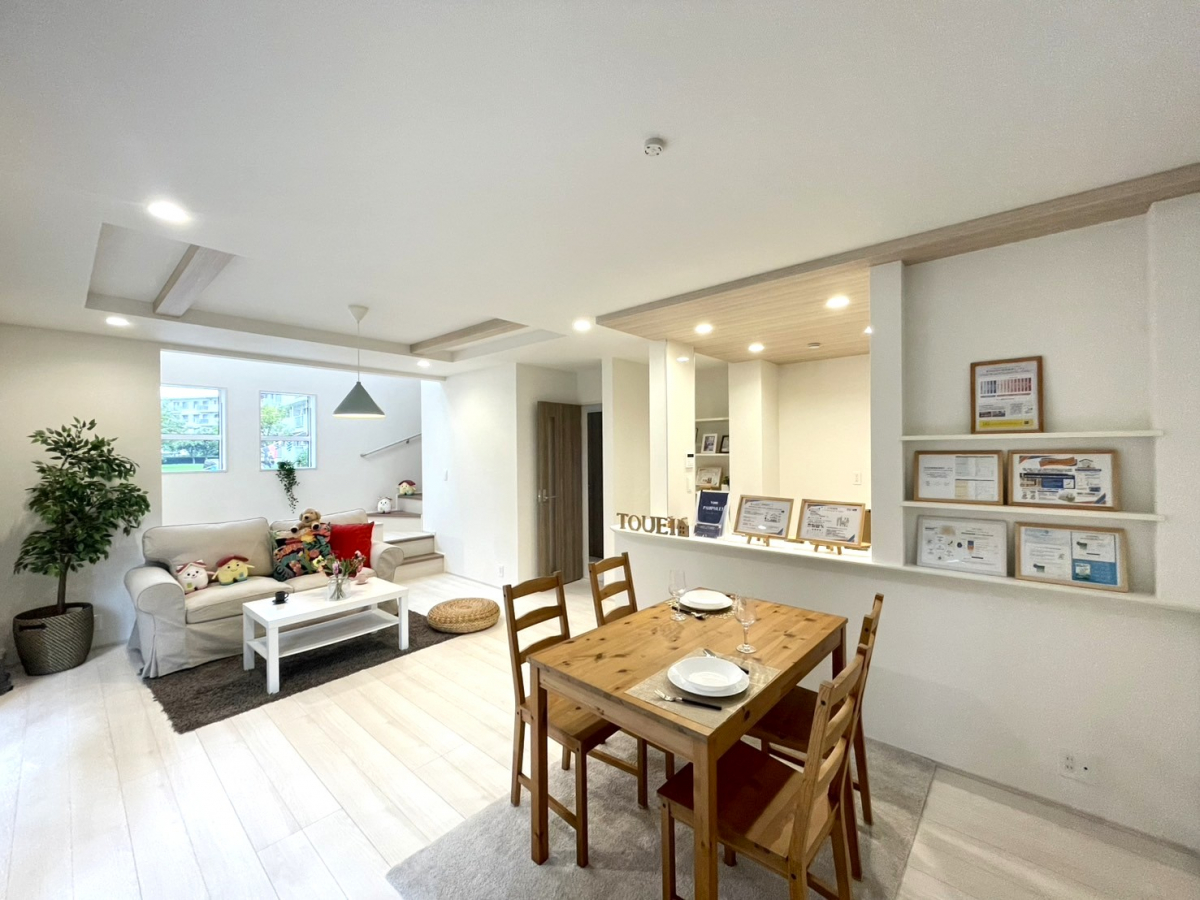 ブルーミングガーデン知多市つつじが丘4丁目2棟 ｜愛知県知多