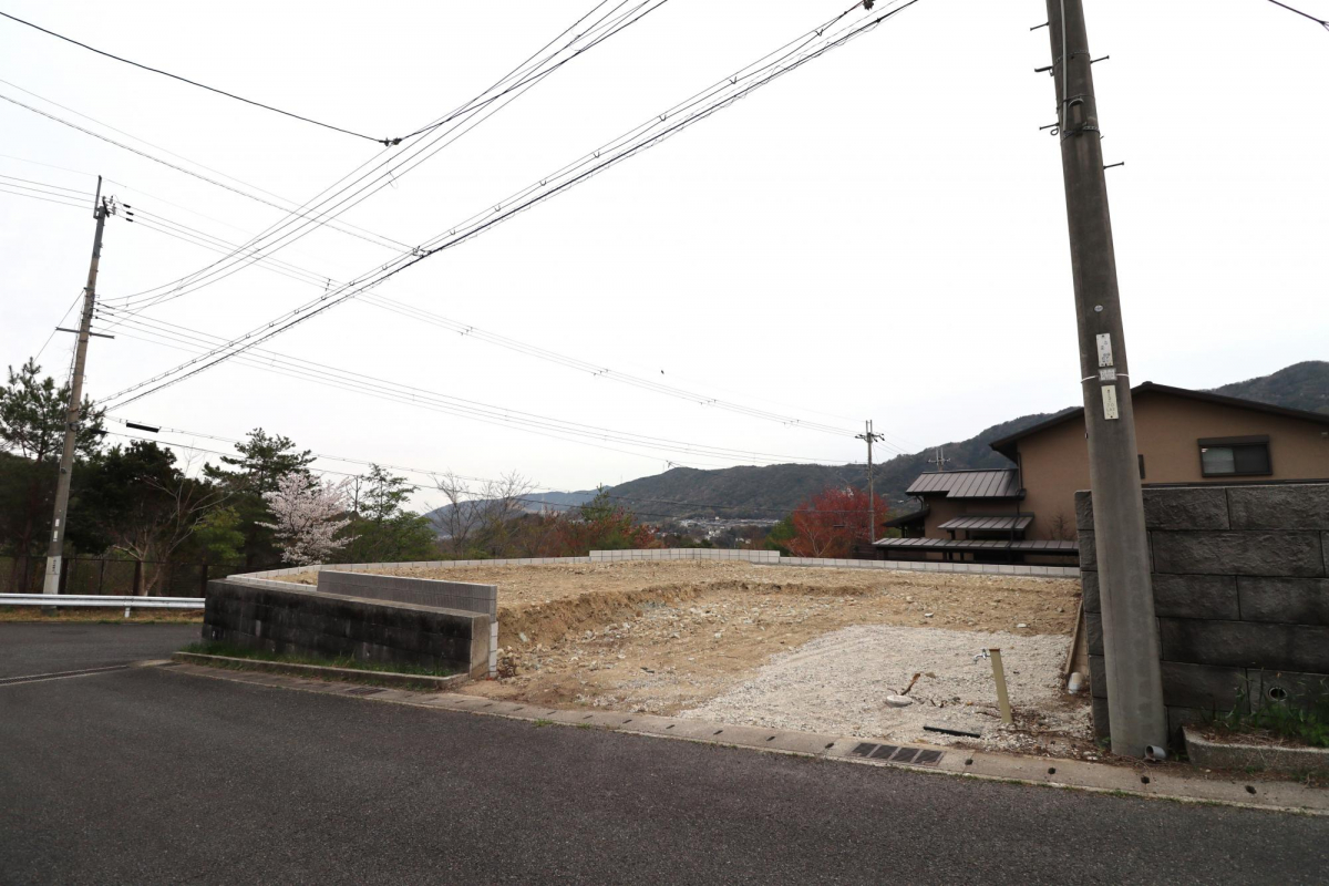 ブルーミングガーデン西宮市名塩さくら台１丁目３期１棟の外観②