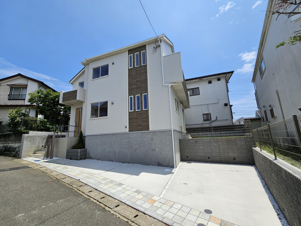 ブルーミングガーデン横浜市旭区中白根２丁目１棟の外観②