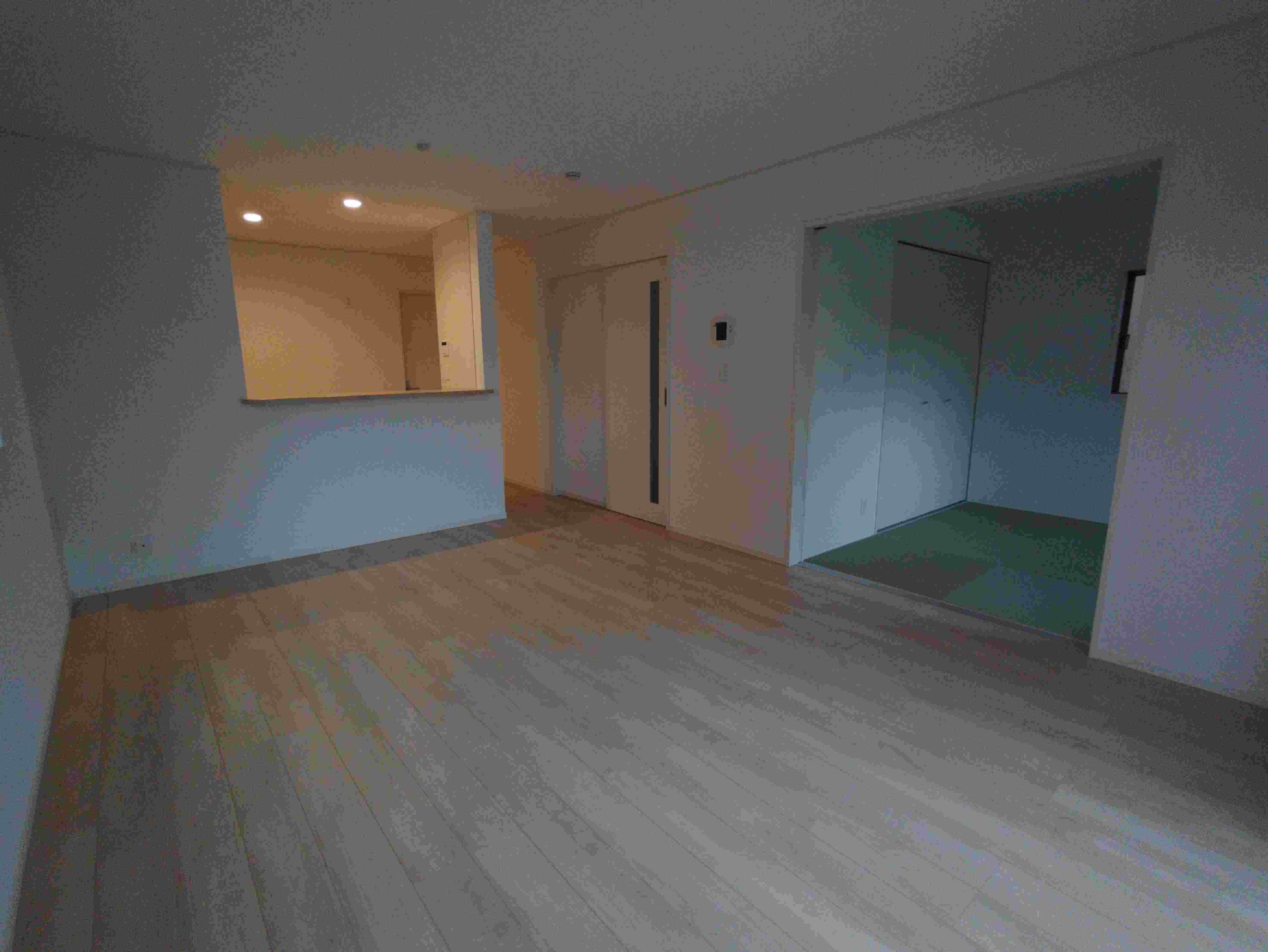 ※家具・調度品等はCG加工にて制作した配置イメージであり、本物件の価格には含まれません。