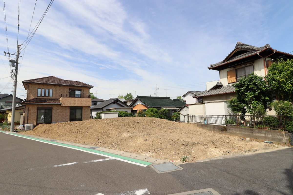 ブルーミングガーデン春日井市上田楽町２期２棟の外観②