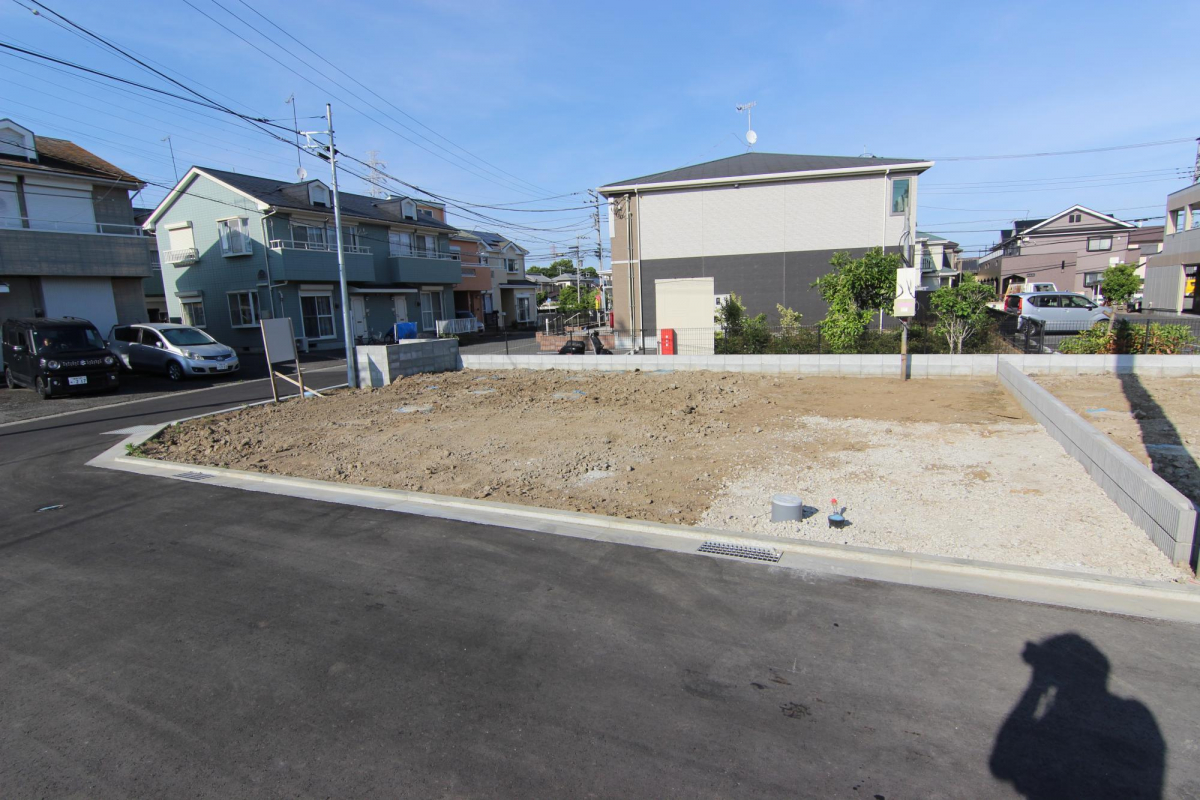 ブルーミングガーデン平塚市纒１０棟の外観②