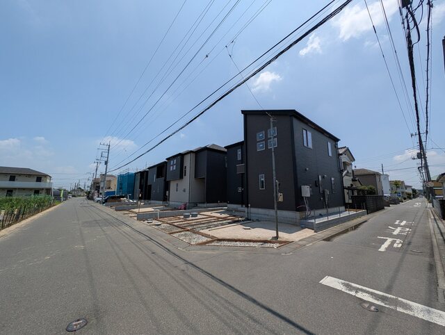 グラファーレ4242幸手市西４期５棟の外観②