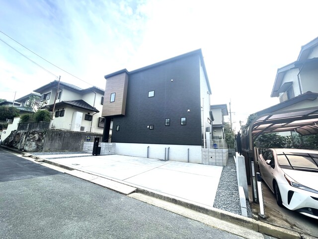 リナージュ生駒萩の台４丁目　第１期の外観②