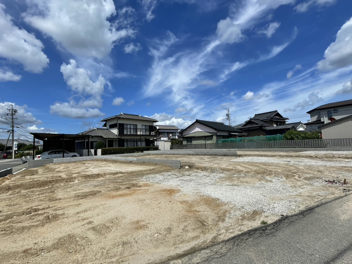 ブルーミングガーデン豊田市中町中郷３棟の外観②