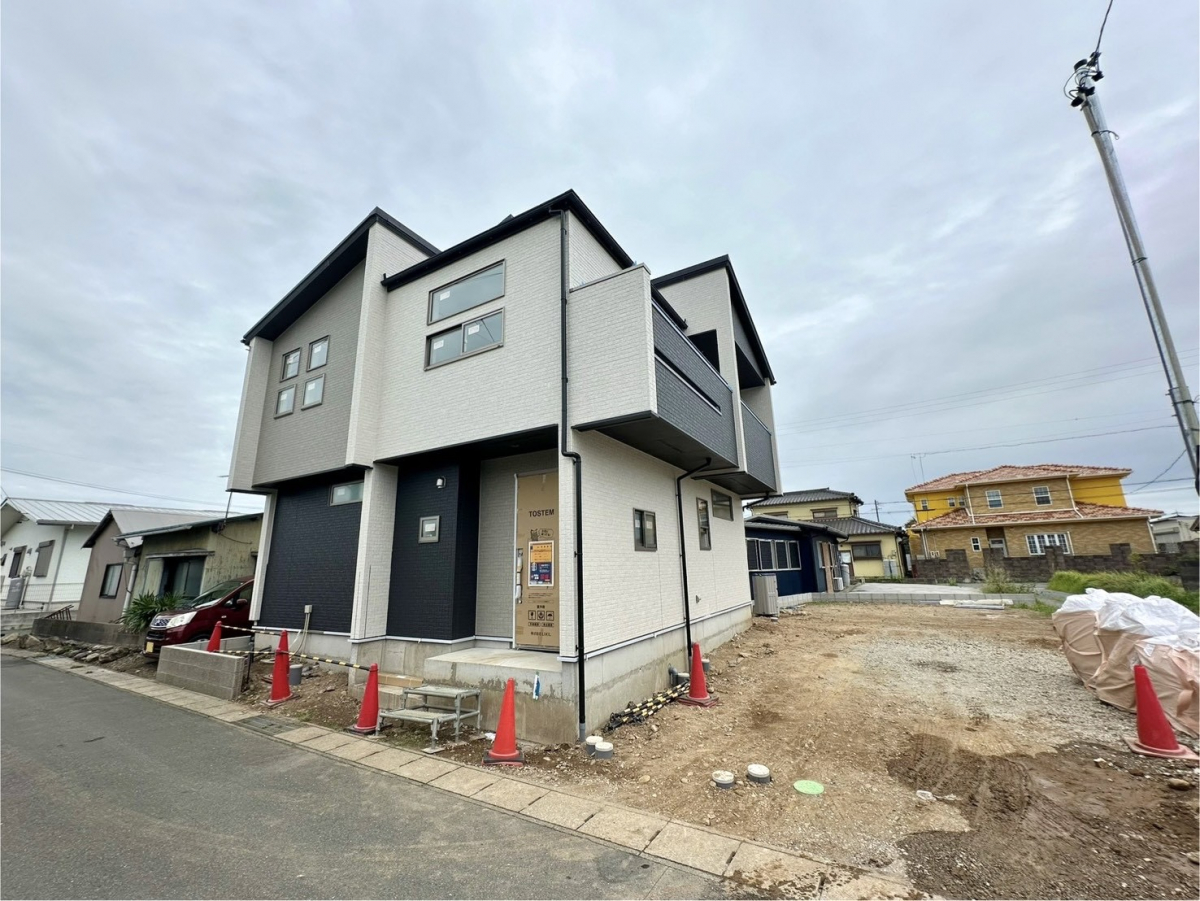 ブルーミングガーデン豊川市伊奈町佐脇原２期１棟の外観②