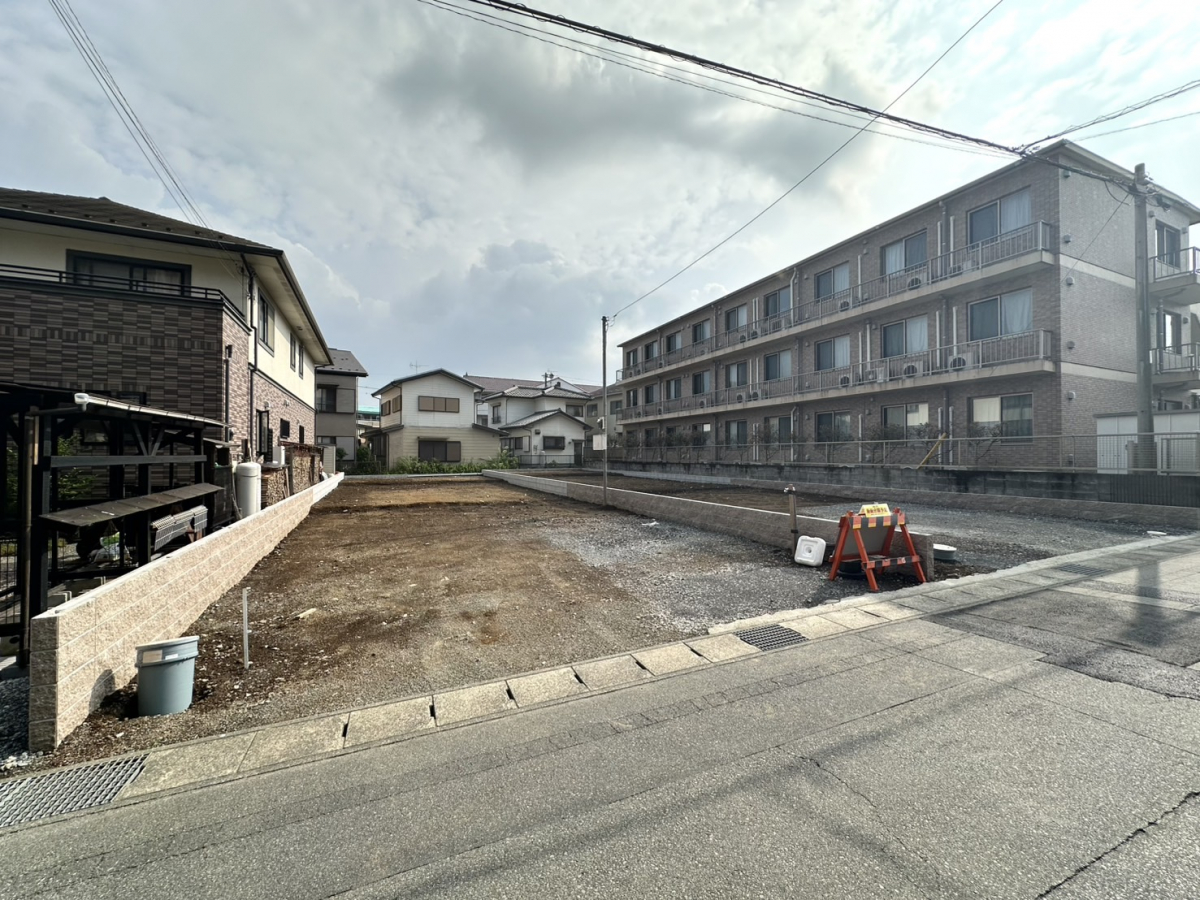 ブルーミングガーデン御殿場市川島田２棟の外観②