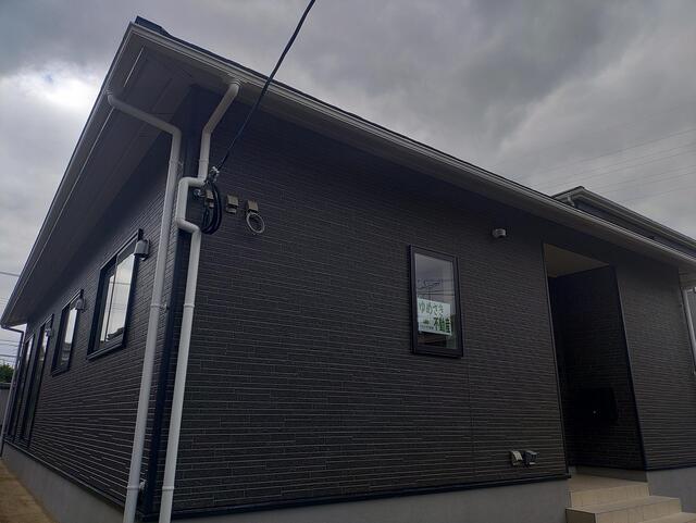 ※家具・調度品等はCG加工にて制作した配置イメージであり、本物件の価格には含まれません。