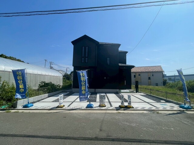 グラファーレ4211藤沢市葛原１棟の外観②