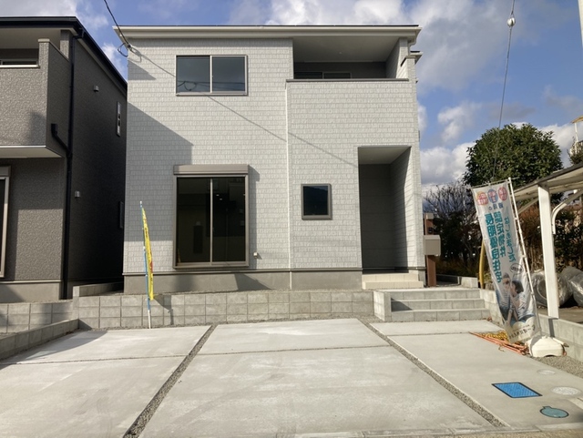 日を重ねるごとにこの佇まいに愛着が湧いてきそう（2号棟）