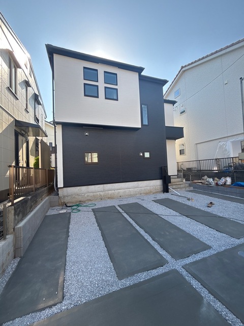 グラファーレ4348越谷市東大沢１０期１棟の外観②