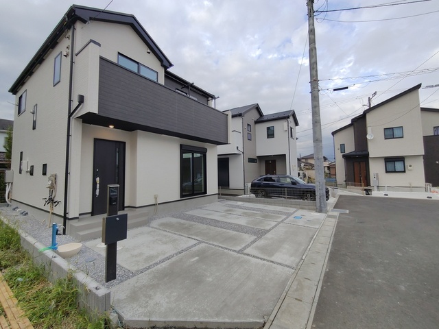 グラファーレ4259平塚市長持１７期４棟の外観②
