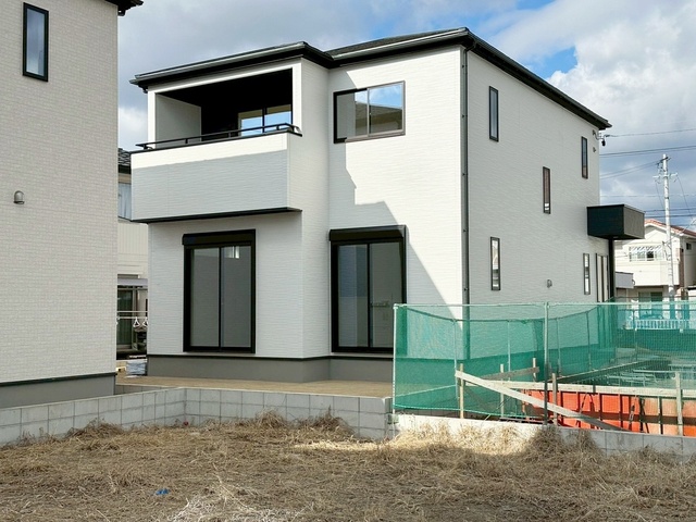 グラファーレ犬山市鳥屋越１１棟の外観②