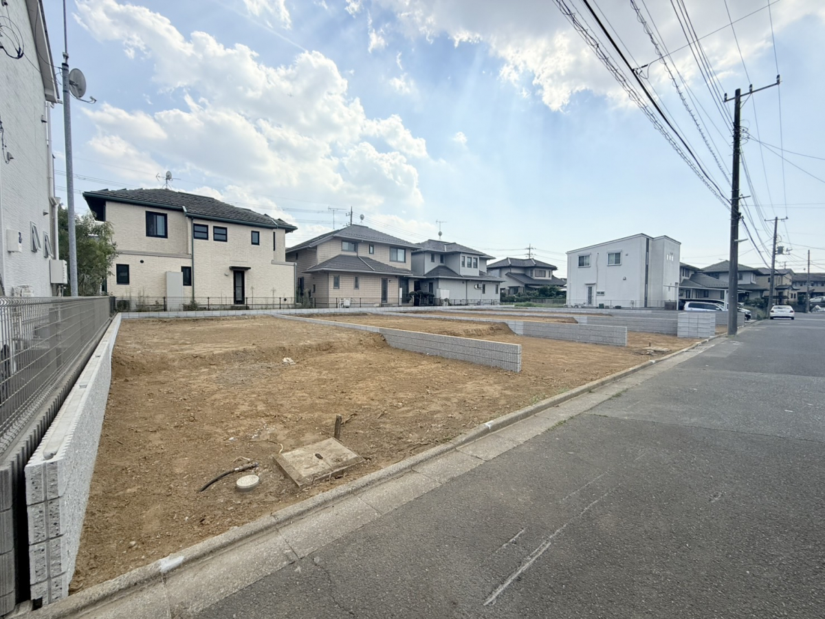 ブルーミングガーデン千葉市若葉区原町５棟の外観②
