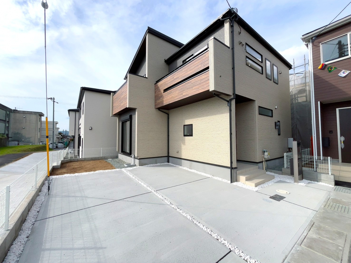 ブルーミングガーデン奈良市杏町２期７棟の外観②